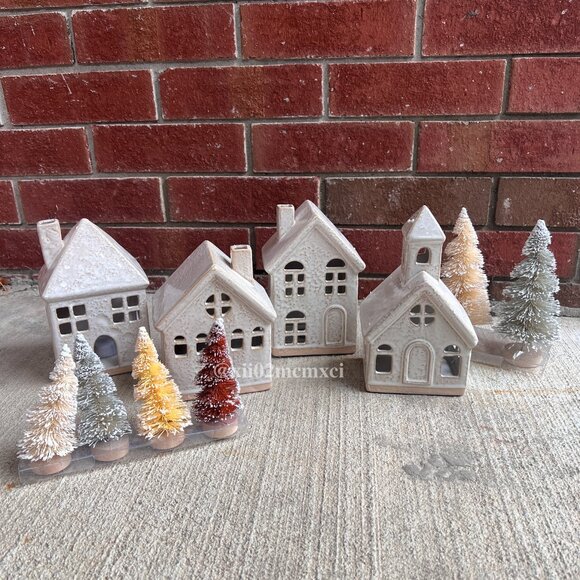 TARGET WONDERSHOP BATTERY CERAMIC HOUSES WITH TAN TREES VILLAGE KIT - Picture 1 of 4